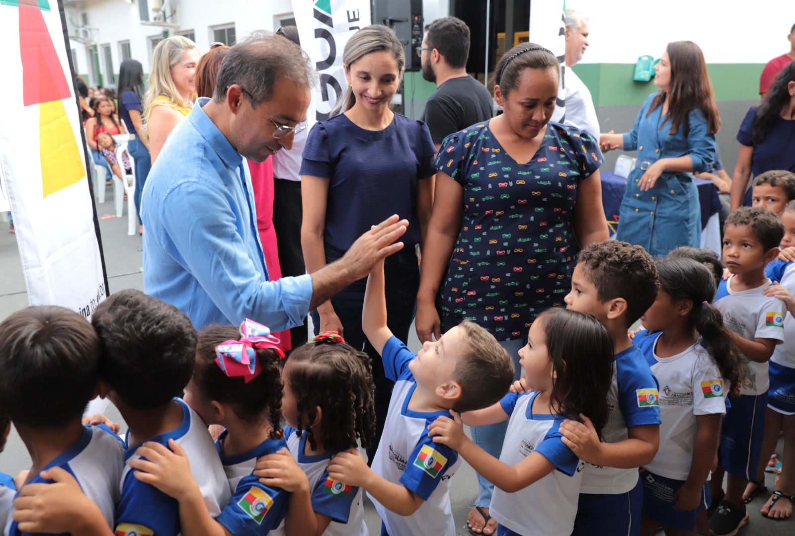 “Estamos há quatro anos trabalhando para evoluir cada vez mais o ensino para nossas crianças que são o futuro de Araguaína e a entrega do CEI Cora Coralina é mais um exemplo disso”, disse o prefeito Wagner Rodrigues