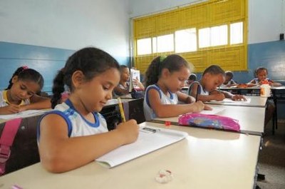 Matrículas de novatos na rede municipal de ensino começam dia 13