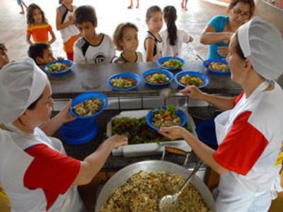 Merendeiras de Araguaína são capacitadas pela Prefeitura