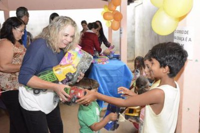 Crianças de Araguaína são beneficiadas pelo “Brinquedos para Brincar”