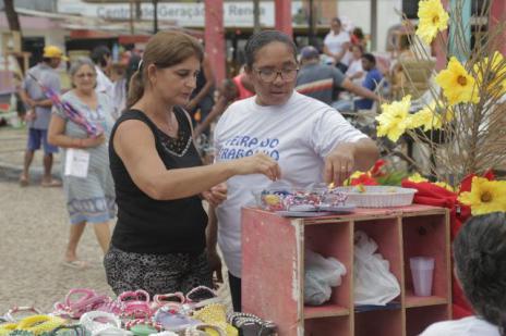 2ª Feira do Trabalho de Araguaína reúne mais de 30 artesãos na Praça das Bandeiras