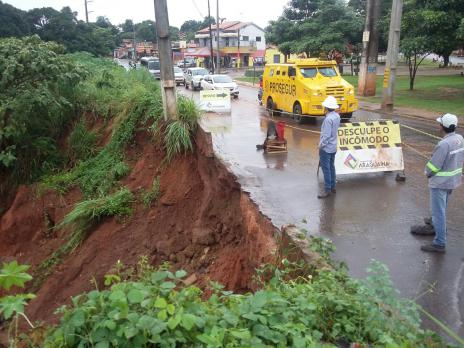 Após forte chuva, Prefeitura faz trabalho em conjunto para minimizar transtornos em Araguaína
