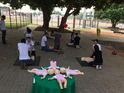 Araguainenses aprendem massagem cardíaca no Dia D de Reanimação Cardiorrespiratória