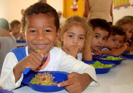 No Dia do Nutricionista, crianças da Rede Municipal dão exemplo de alimentação saudável