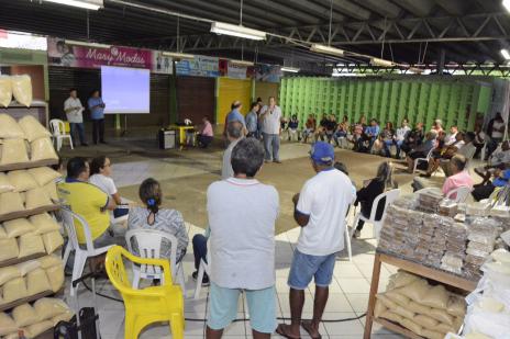 Prefeitura apresenta a comerciantes Projeto "Ame o Mercado Municipal"