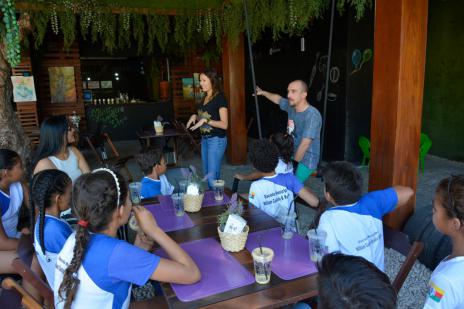 Alunos visitam restaurante sustentável e têm palestra sobre Educação Alimentar