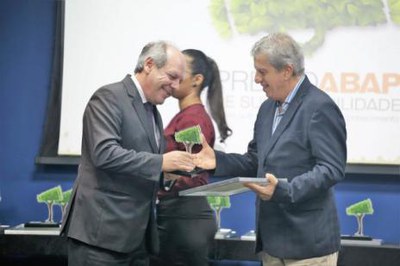 Prefeitura de Araguaína recebe Prêmio ABAP Sustentabilidade