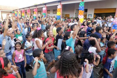 Mais de duas mil pessoas participam do Dia da Criança no Setor Maracanã