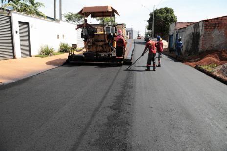 Araguaína chega a 700 km de novo asfalto nos últimos oito anos