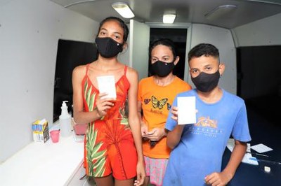 Araguaína inicia vacinação nos bairros com unidade móvel