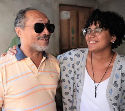 Pais incríveis: “O que mais admiro no meu pai é a força para estudar”, fala jovem sobre seu melhor amigo