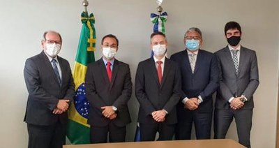 Wagner se apresenta a representantes da CAF e faz prestação de contas