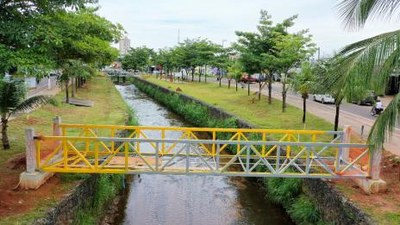 Araguainenses ganham passarelas na Marginal Neblina