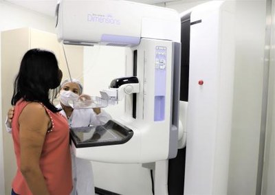 Carreta móvel da saúde oferta atendimento gratuito a mulheres do Setor Costa Esmeralda nesta quarta-feira, 21