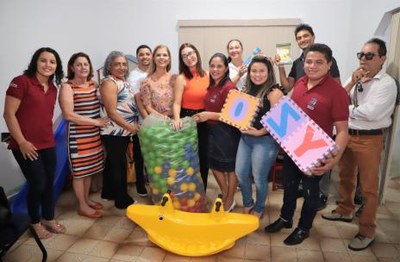 FIA doa brinquedos ao Conselho Tutelar para implantar brinquedoteca