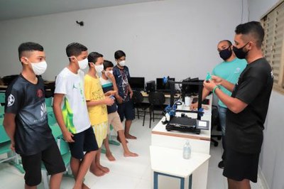 Impressoras 3D doadas pelo FIA beneficiam 160 crianças de dois bairros de Araguaína