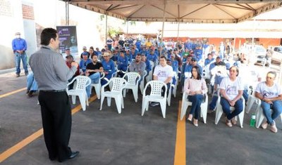 Mais de 80 homens participam de palestra sobre violência contra a mulher