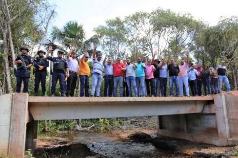 Moradores da zona rural recebem mais quatro pontes de concreto em Araguaína