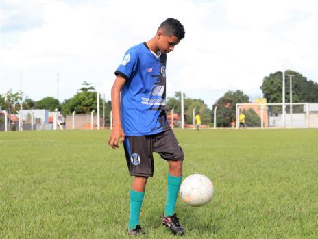 Talentos das escolinhas de futebol de Araguaína despertam atenção de grandes clubes