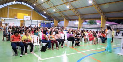 “Todos fazem a Educação acontecer”, diz secretária em ação inédita para as merendeiras em Araguaína