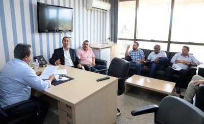 Wagner recebe apoio de deputados estaduais para resolver questão territorial de bairros