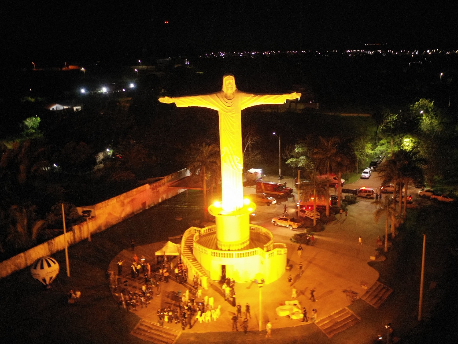 A campanha foi oficialmente lançada pela Prefeitura de Araguaína e parceiros na última sexta-feira, 5, no monumento do Cristo Redentor, que recebe durante todo o mês uma iluminação especial amarela (Foto: Marcos Sandes/Secom Araguaína)