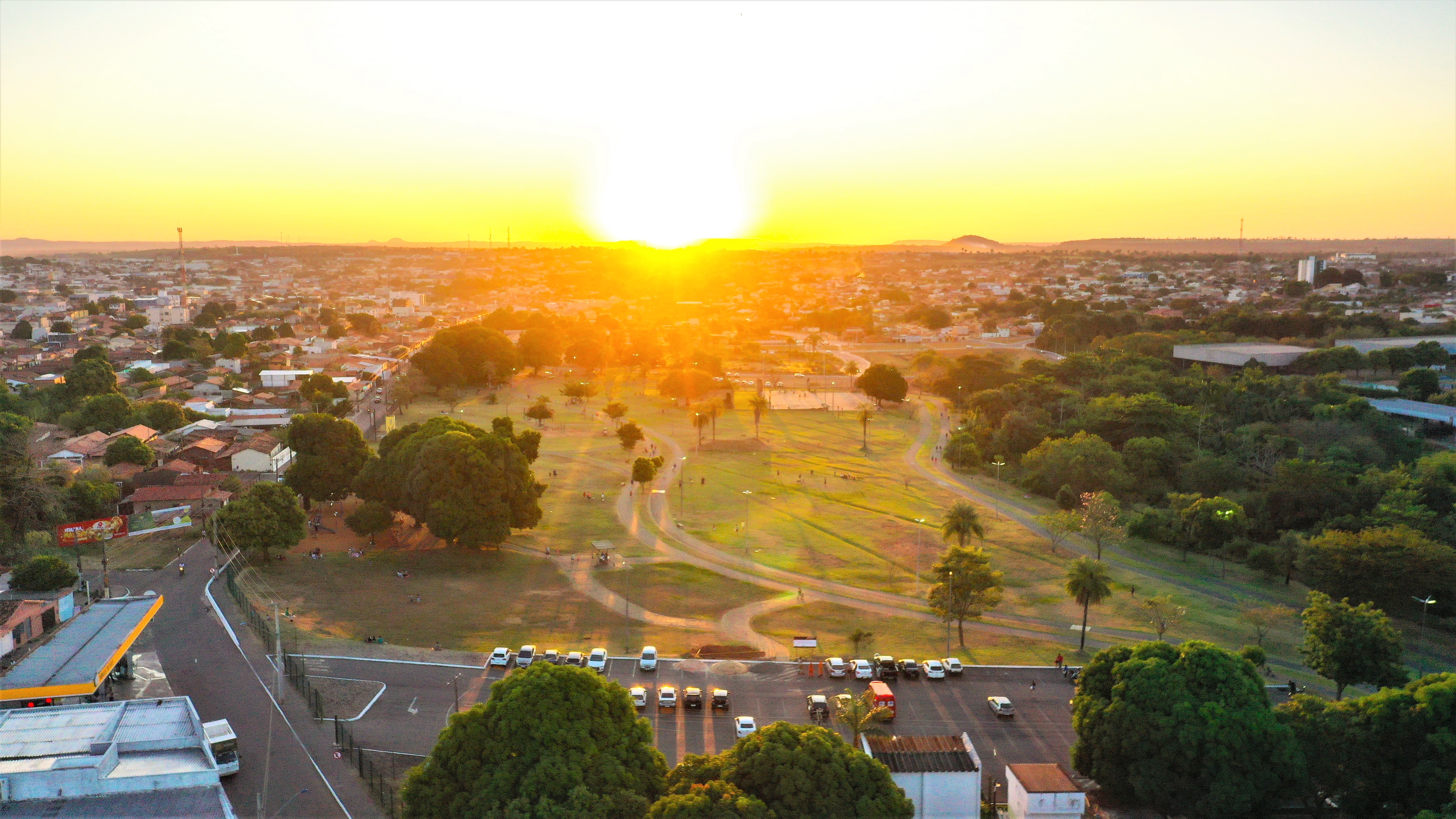 O Decreto 226, que regulamenta a abertura dos órgãos públicos municipais, está publicado no Diário Oficial do Município, de nº 2901, de 31 de outubro, e não afetará os serviços considerados essenciais