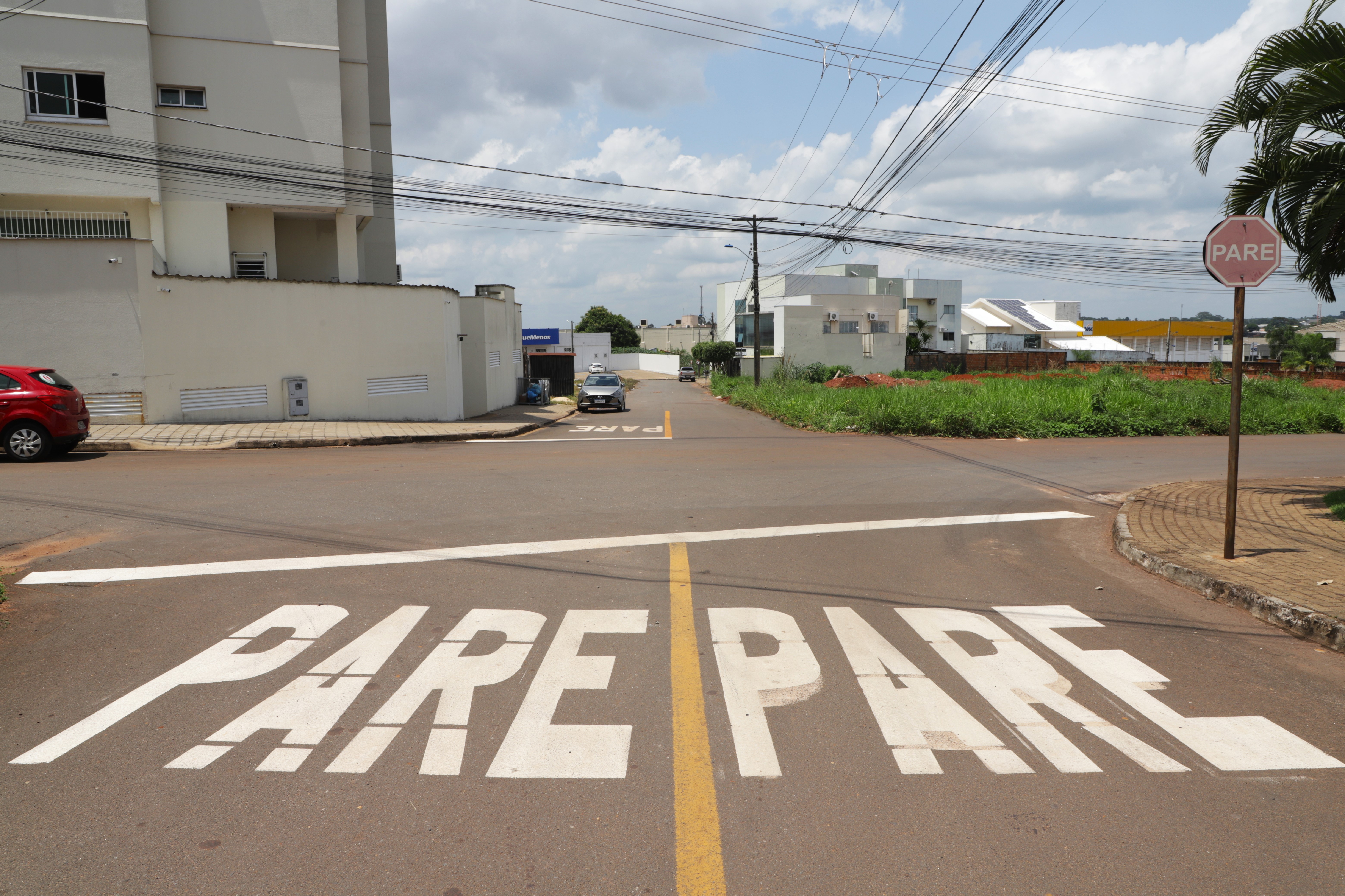 Ao todo, foram 15 ruas atendidas também com implantação de calçadas acessíveis e sinalização