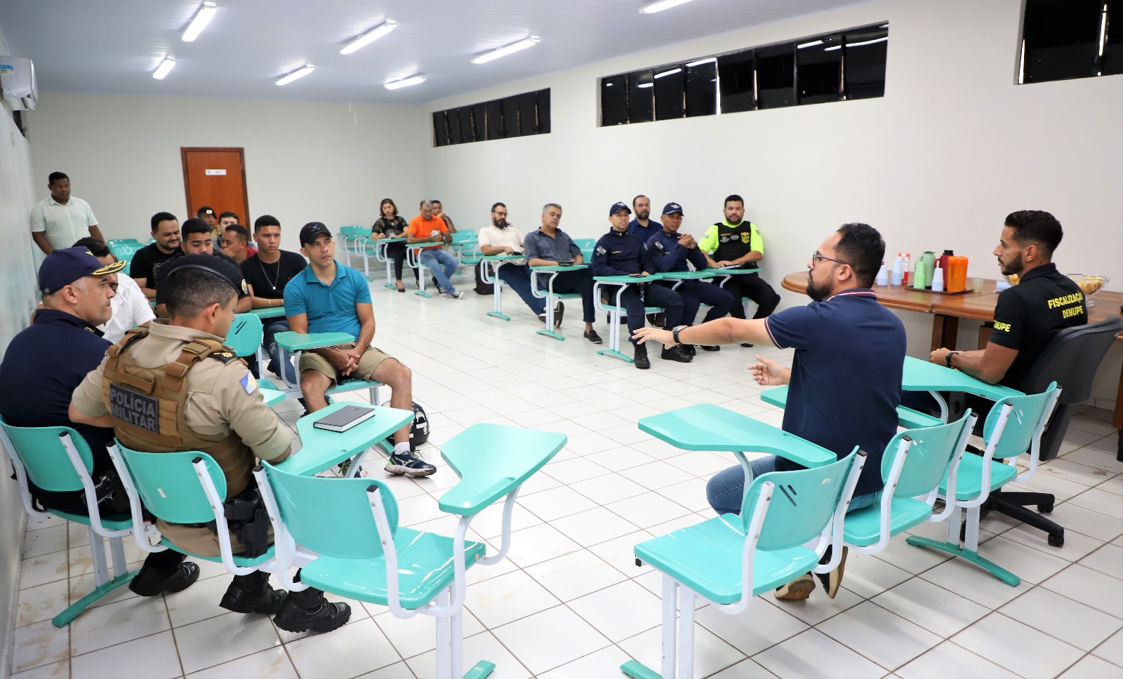 Um dos pontos bastante debatido foi sobre os prazos hábeis para algumas autorizações e se o evento é em área residencial ou comercial, respeitando o Plano Diretor da cidade