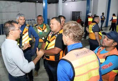 Wagner atende pedido de mototaxistas e prorroga prazo para renovação dos veículos