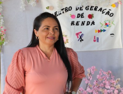 “Hoje eu tenho o meu negócio e espero expandir ainda mais”, conta Maria Rita, aluna certificada pelo Centro de Geração de Renda de Araguaína