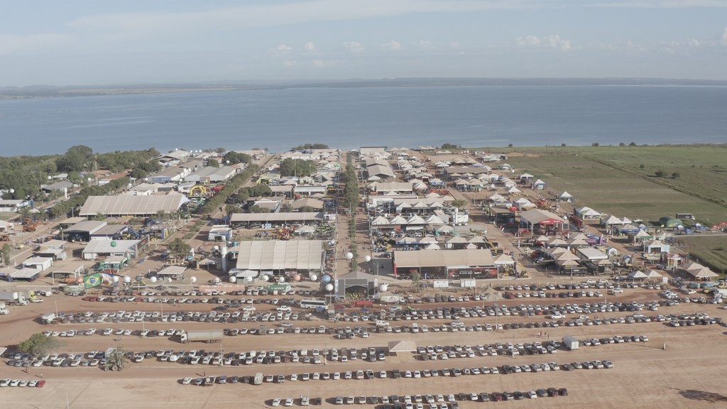 Prefeitura de Araguaína e Sindicato Rural já se reuniram com as empresas organizadoras da Agrishow de São Paulo e da Bahia Farm Show para que uma das duas possa gerenciar uma grande feira em Araguaína, semelhante à estrutura da Agrotins