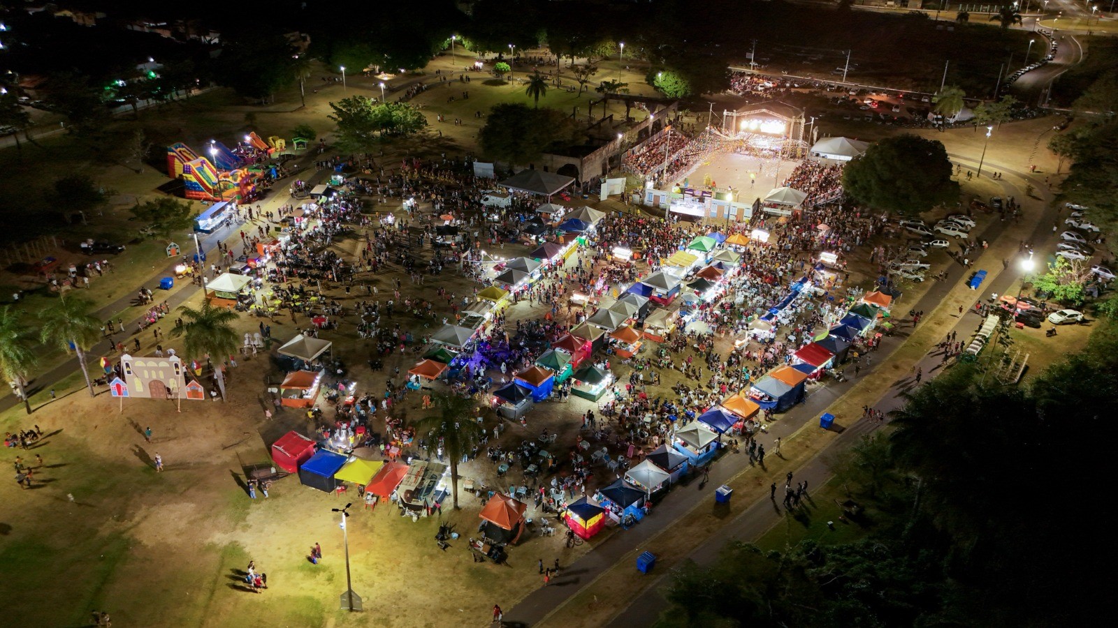Para realizar o cadastro, os interessados devem apresentar o CNPJ da empresa, documentos pessoais e comprovante de residência.