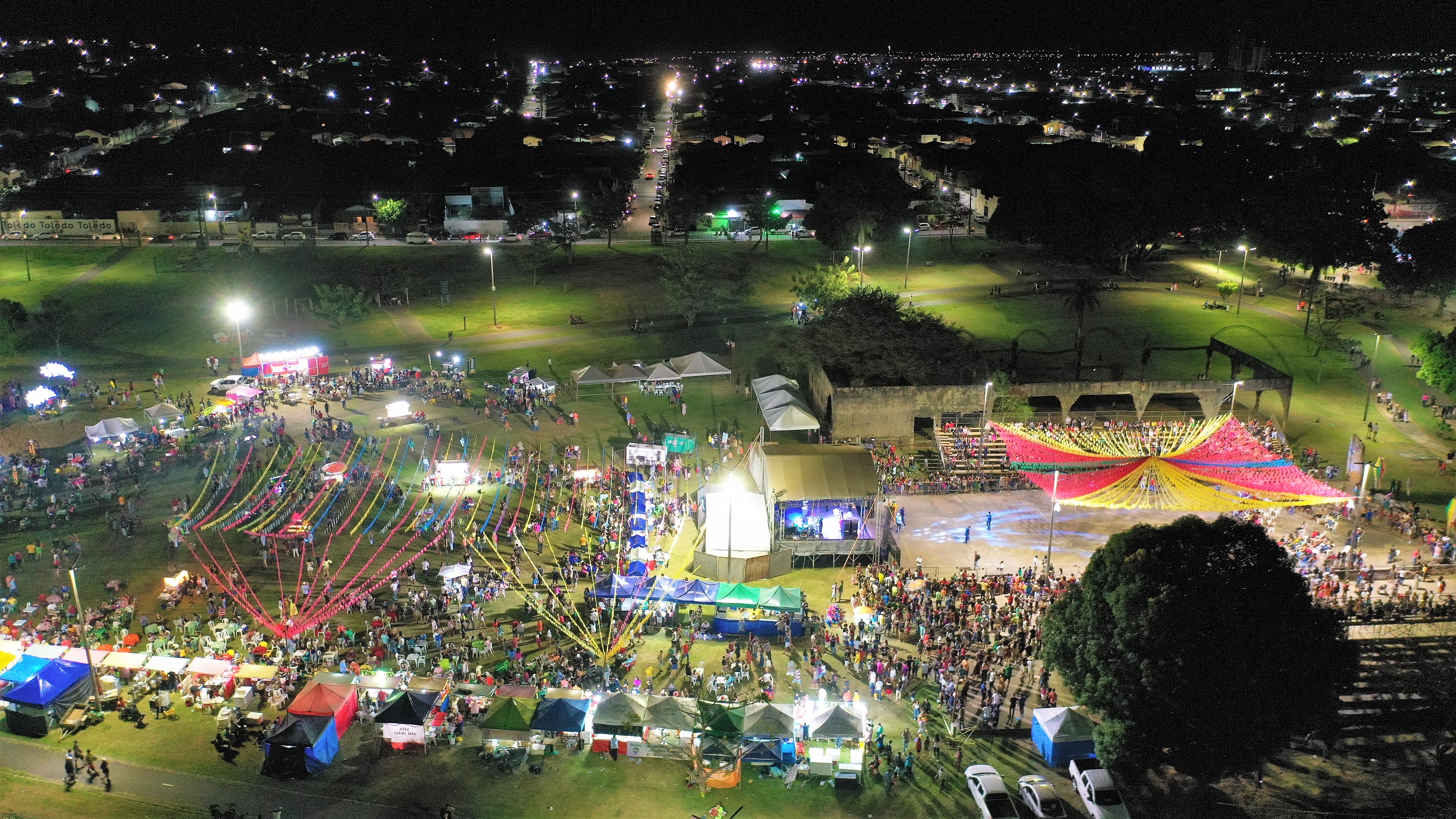 As inscrições são direcionadas apenas para moradores de Araguaína que vendem comidas típicas e bebidas, bem como artesãos e comerciantes de artigos variados