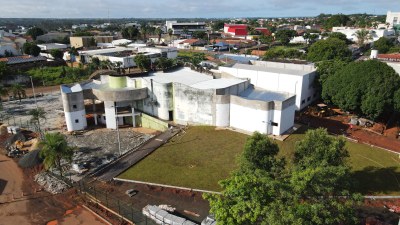 Reconstrução do Espaço Cultural de Araguaína chega à fase de acabamentos