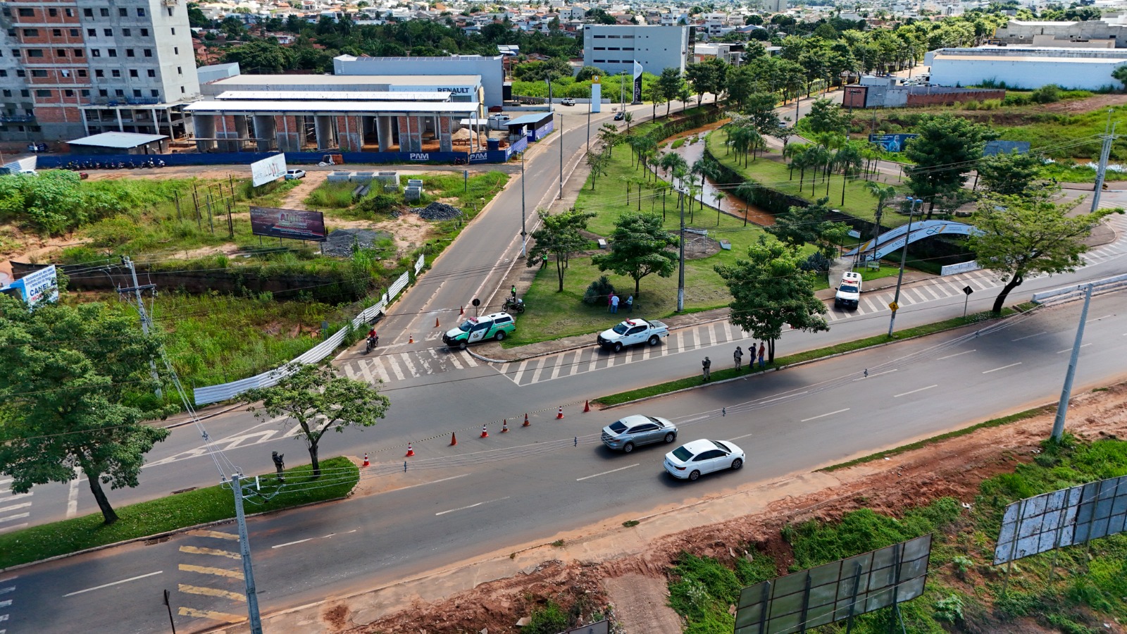 A ASTT estará com agentes no local orientando o trânsito neste primeiro momento de adaptação e continuará monitorando o fluxo nos próximos dias