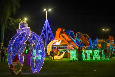 Dança, orquestra, coral e ritmos diversos animam Vila de Natal no Parque Cimba neste final de semana