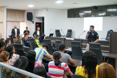 Educação e ASTT são parceiras na implantação de escola civil modelo em Araguaína