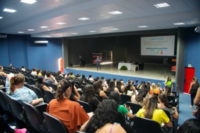 Equipes da atenção básica de Araguaína participam de capacitação em leishmanioses