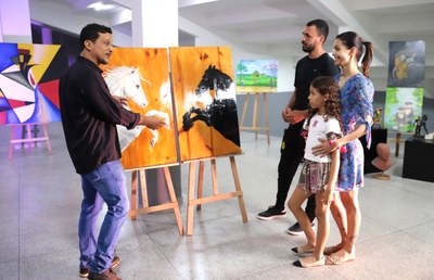 Prefeitura libera recursos da Lei Aldir Blanc e anuncia novo edital em Araguaína