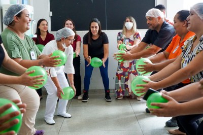 Prefeitura realiza ações de prevenção a doenças relacionadas à rotina de trabalho