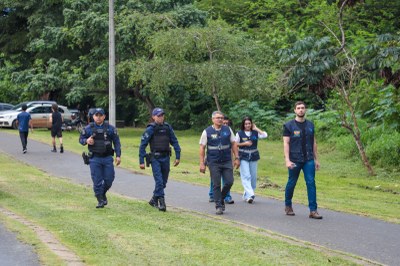 Prefeitura realiza operação para fiscalizar uso da focinheira em cães de grande porte em locais públicos de Araguaína