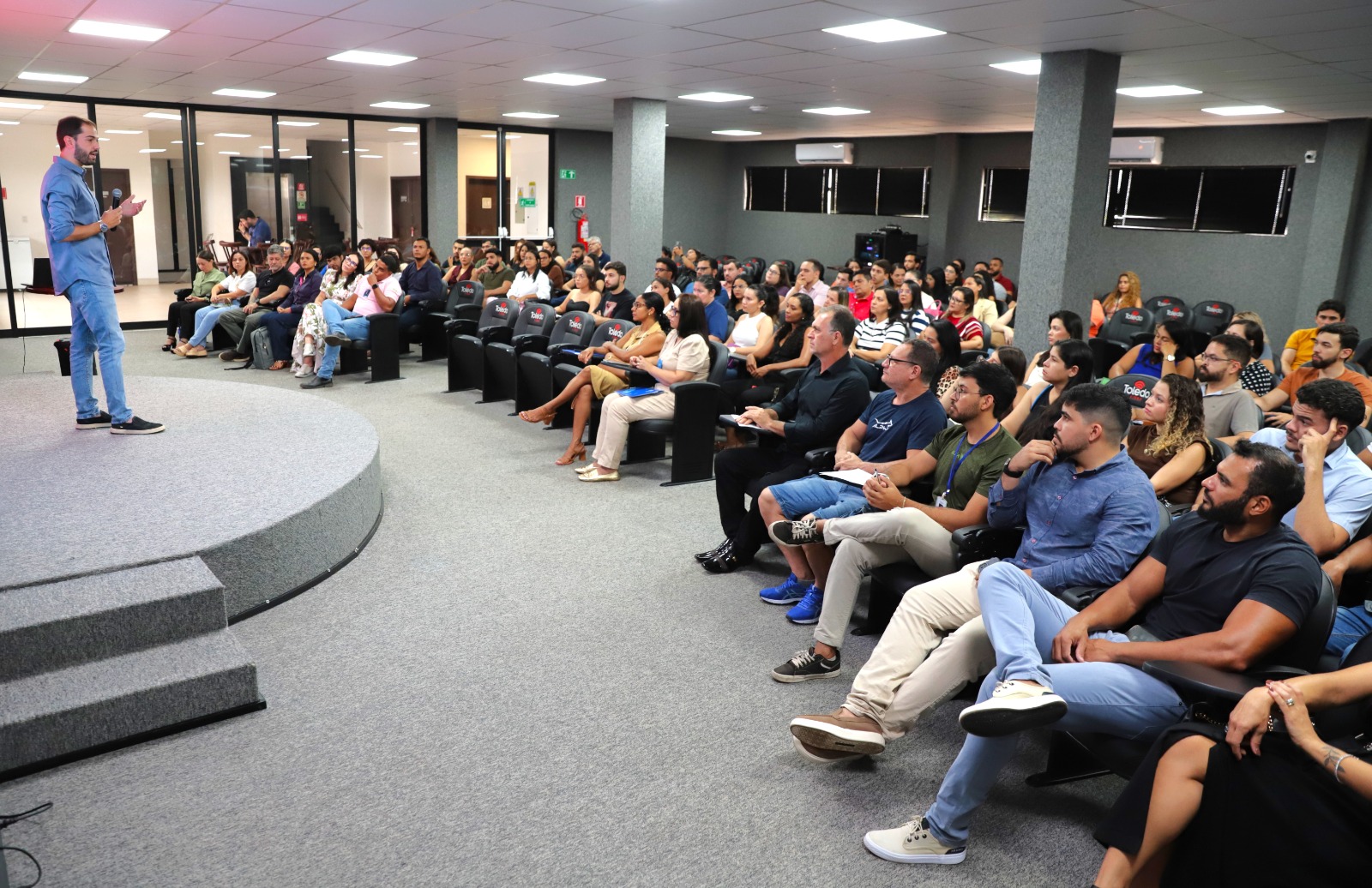 A área tributária brasileira é extensa, complexa, cheia de termos técnicos e processos a serem cumpridos. Por isso a missão dos servidores é tornar tudo isso o mais simples possível de ser entendido