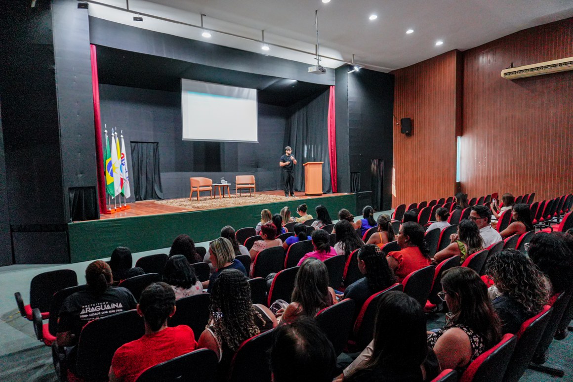 Araguaína promove diálogo sobre educação sem violência no III Seminário Menino Bernardo