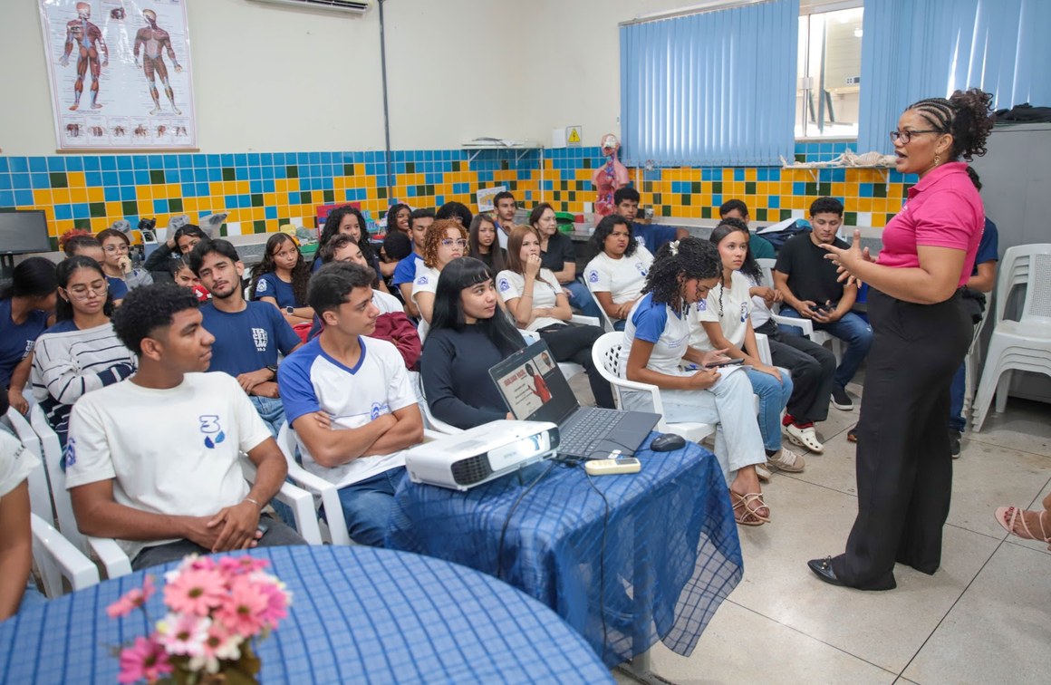 Educação antirracista ganha espaço nas escolas de Araguaína