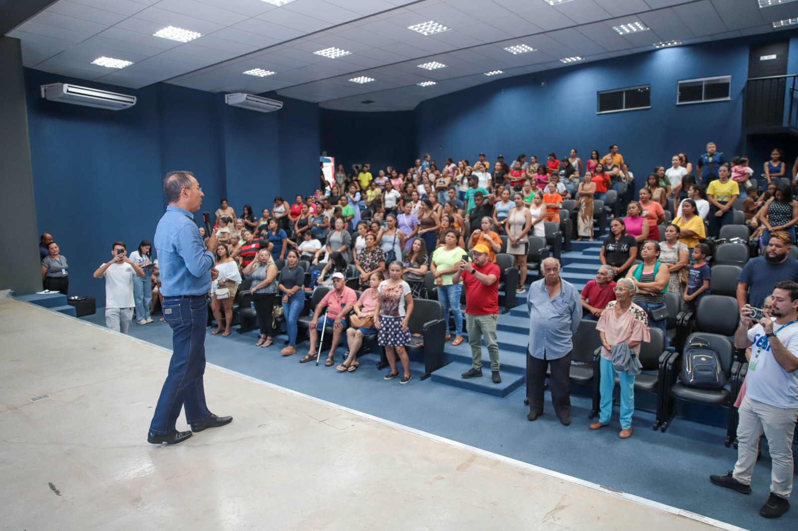 O encontro foi realizado no Espaço Cultural de Araguaína e faz parte do Projeto de Trabalho Social (PTS), desenvolvido pela Prefeitura de Araguaína, por meio da Secretaria Municipal de Habitação, em parceria com o Serviço Social da Indústria (SESI)