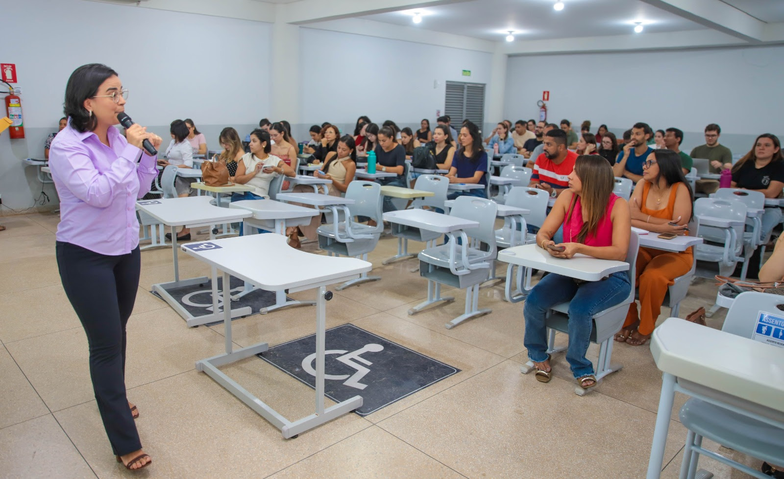 A capacitação aborda os critérios para a transição da insulina NPH para a Glargina, além de orientações sobre prescrição, segurança, manejo e acompanhamento dos pacientes na Atenção Primária.