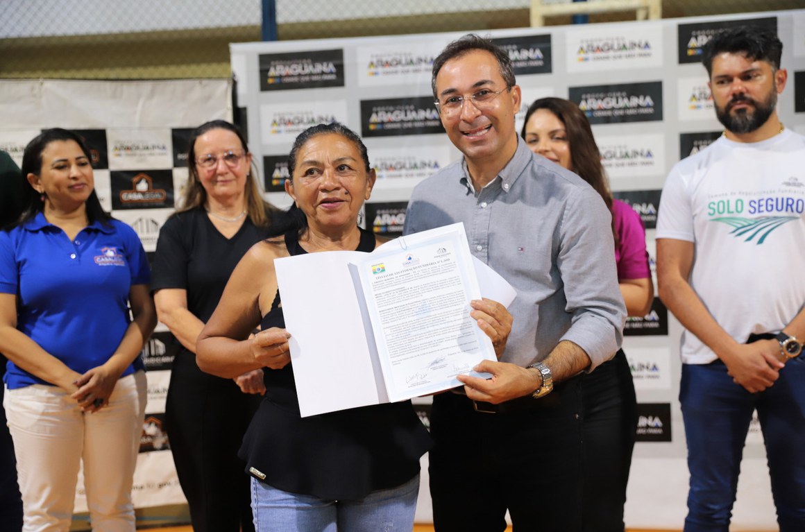 Programa Casal Legal já regularizou mais de 1.700 imóveis de famílias araguainenses